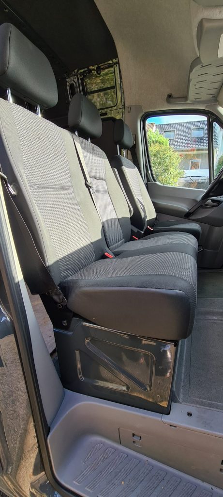 Camper-Van Ausbau (Teil 3) - Dämmung