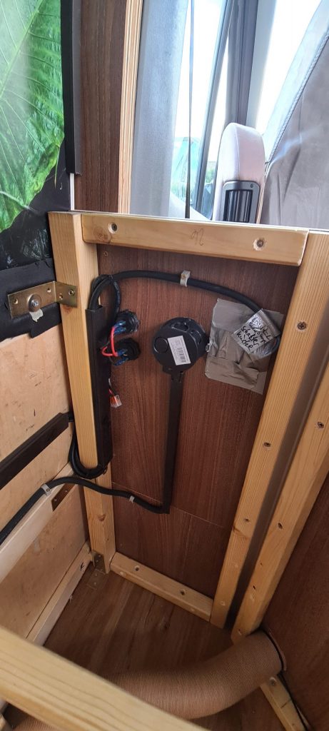 Elektrik mit Steckdosen Küche